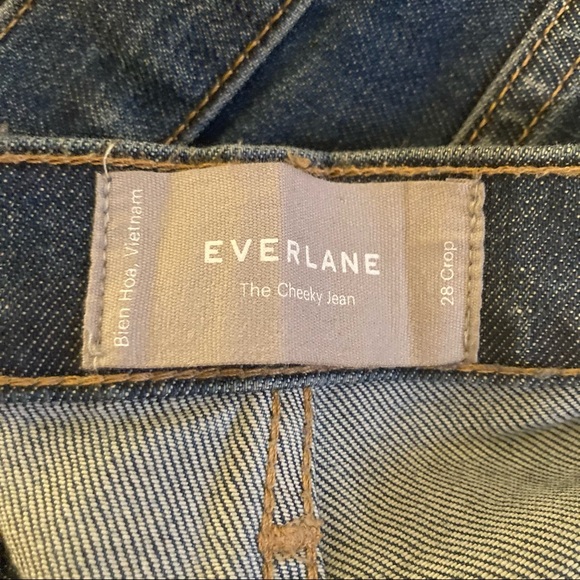 Everlane High Waist Cheeky Jean in Faded Indigo - Picture 4 of 4
